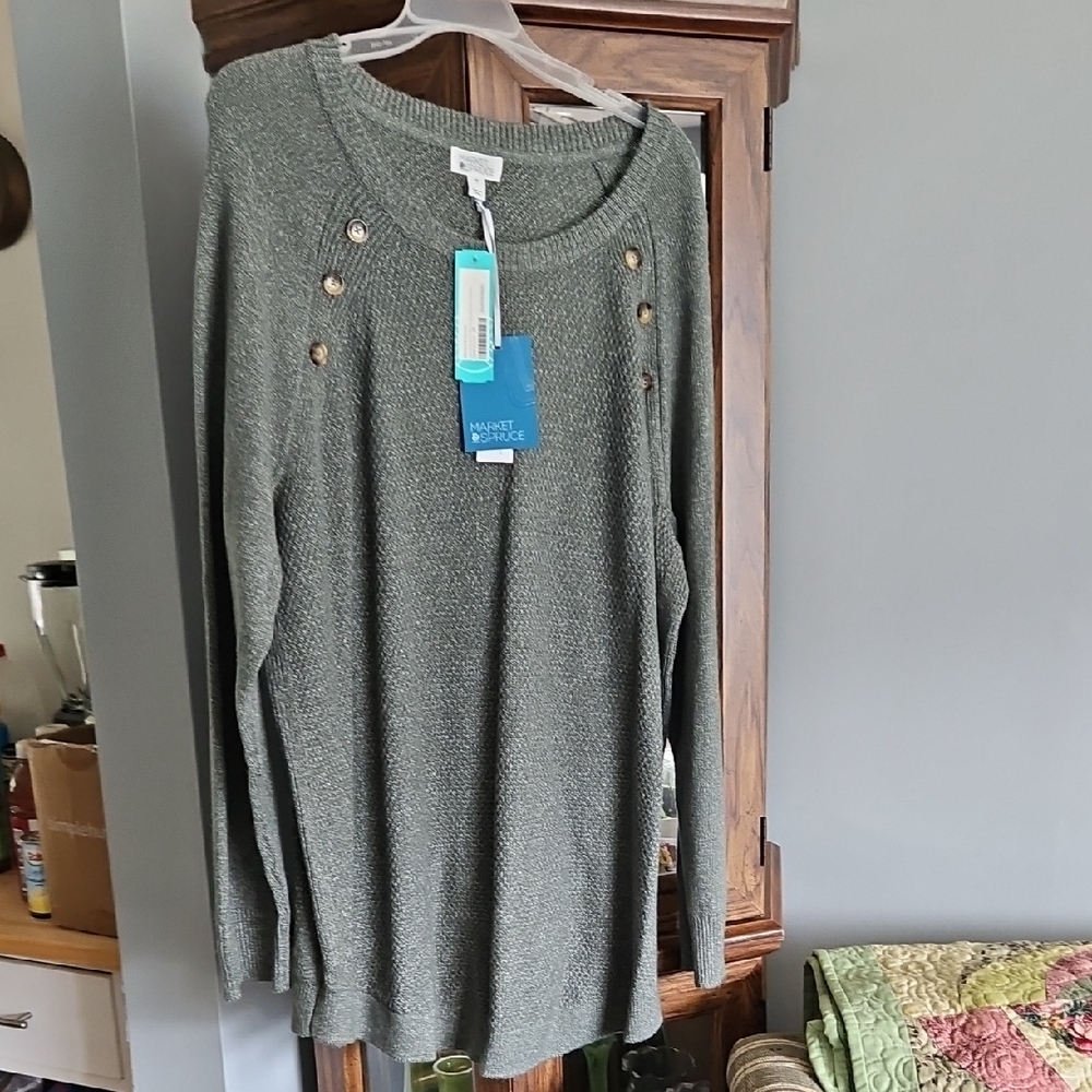 Market & Spruce Olive Button-Accent Sweater